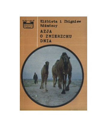 Azja o zmierzchu dnia