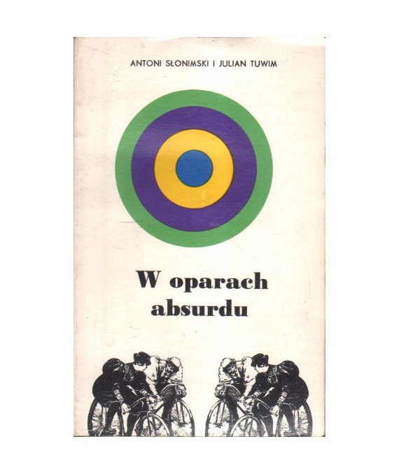W oparach absurdu