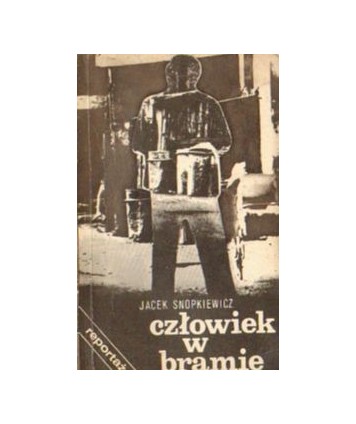 Człowiek w bramie